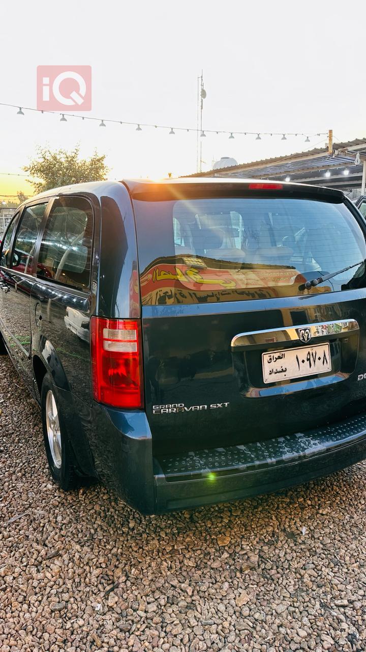 Dodge Caravan